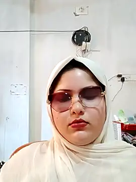 Nusrat-N - Full nude