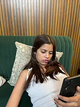 Sexy_myraaaa - Boobs show🥵