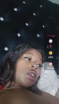 Dark_honeyx26 - MAKE MY BLACK CUCKY SMILLE