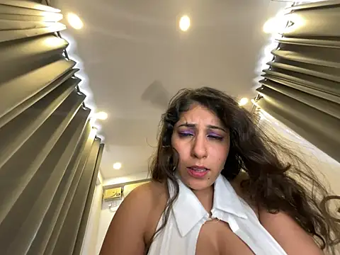 SubmissiveKaur - Lush for 3 min