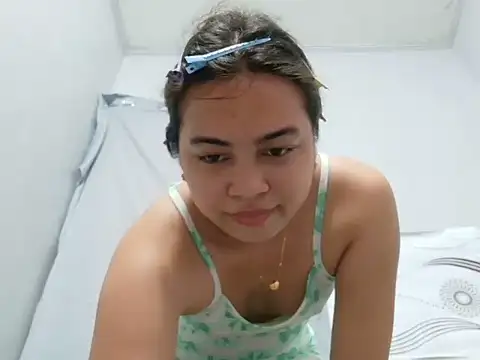 Ursexyasianskinny - pussy play