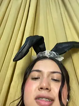 Zoe_lu - Ride your big dildo Zoe🔥😈