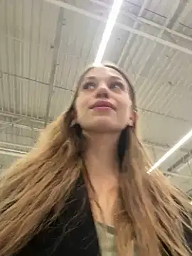 Olivia_Jemison - Up top + smear pussy juice on body