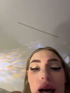 HugeBoobsAlice - RIDING DILDO + DOUBLE SQUIRT
