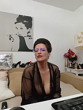 RebeccaNoble - Bend over my sexy 🔥ass🍑 and open IT 💋