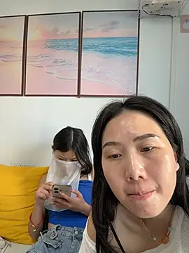 Xixi2881 - 妈妈裸体拿外卖