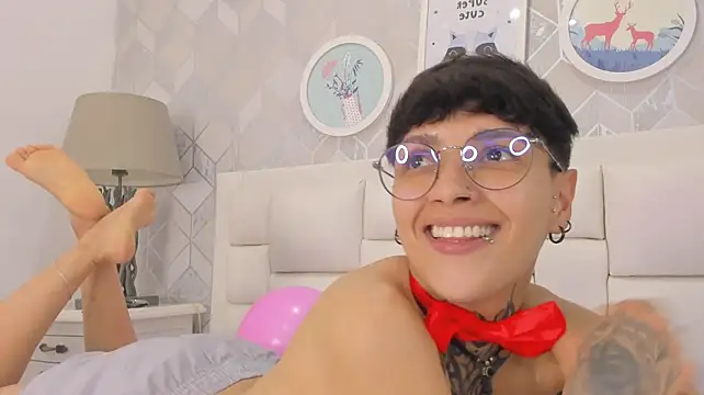 B3k_afrodict - masturbating with a balloon