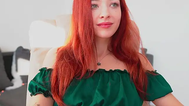 MiaRouge - DOGGY+SPANKS