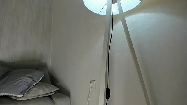 Emy_lovee - put this cock inside me