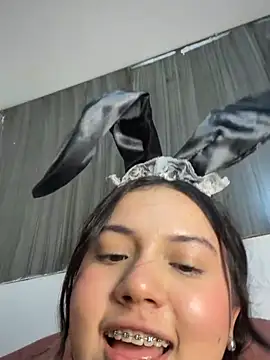 Zoe_lu - Cucumber in your little pussy🥒😈