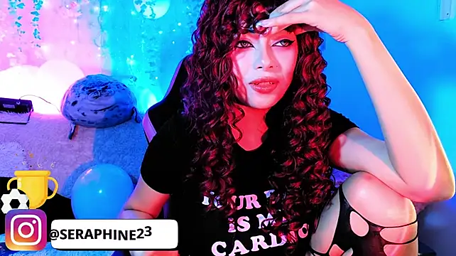 Seraphine23 - hapy burthday wei