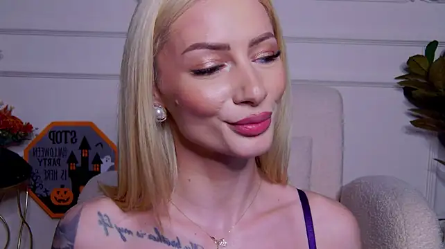 AngieShae - 🔥Tease me with Vibes
