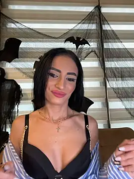 FeetVibe - 👑Sexy Tease, Don't Blink!