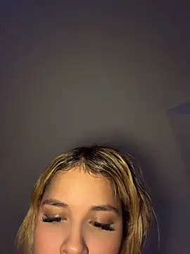 Hannie- - Suck dildo