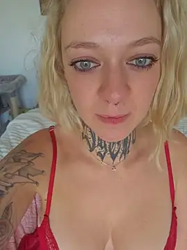 Valery_Venom - Tittenfick am Dildo