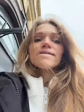StreetSquirt - play with panties straps+cameltoe