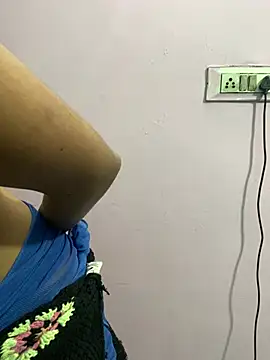 Hottest_Teen23 - Lips