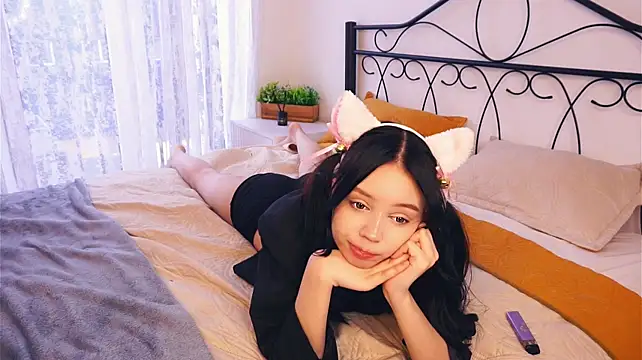 CherryKahae - oil on the collarbones and chest
