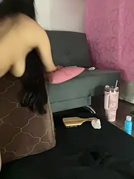Miichii - pose doggy