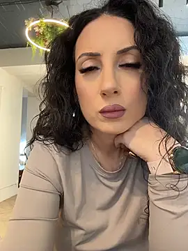 BeckyShineX - Kiss Me With Your Tips 💋