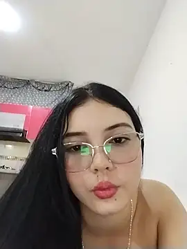 Julianne_valerin - GOTICS MILK BOOBS