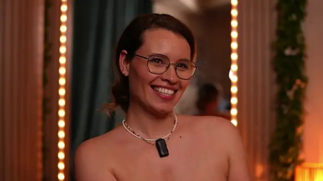BrandyWhite - oil naked tease