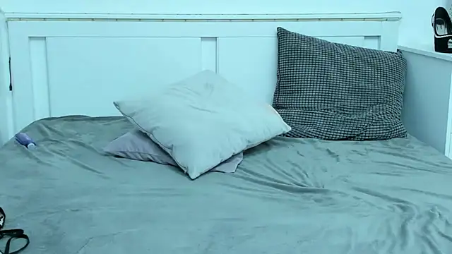 LittleNicole69 - Dildoplay til cum
