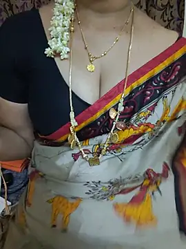 Tamil_rose471