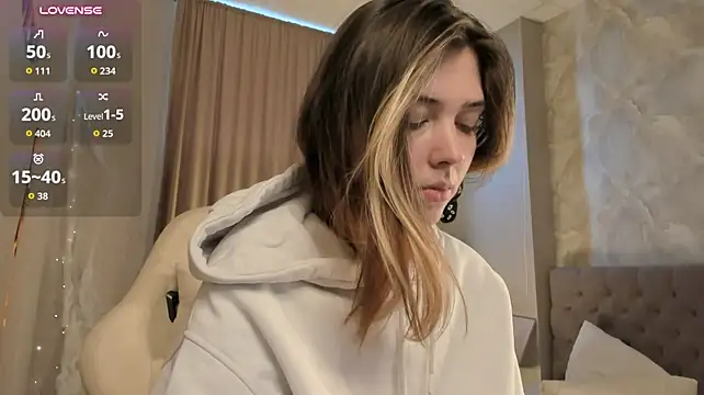 Vanessa_Walters - Help my pussy get soaking wet