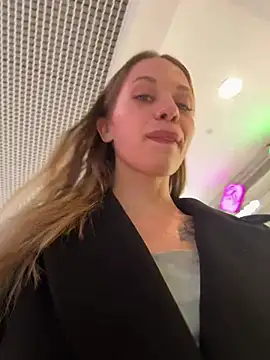 Olivia_Jemison - Make my ass Red in STORE