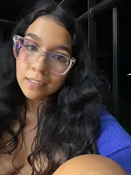 Gia_cutee - Naked in balcony