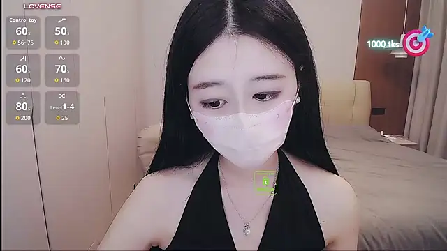 CN-xiaofei - 裸上半身+按摩乳房
