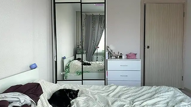 FatimaCarbonell - make my lip wet :3