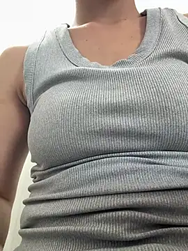 BellaThread - Squirt on you😘😘😘