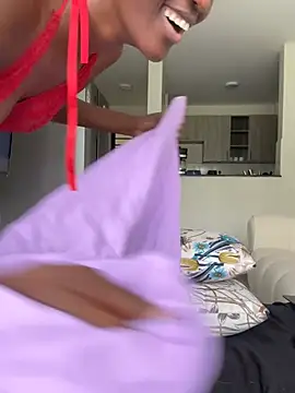 ZENDAYA_CASTING - RIDE DILDO HARD 😈 (LAST TIP GETS 🎁)