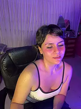 Isabelacooperr - my favorite toy in the hottest position