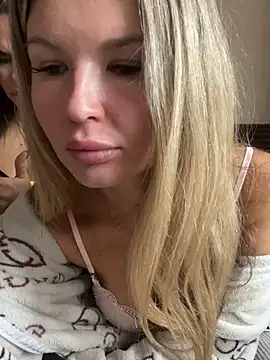 AngelMiaM - BJ 2 dildos in pussys naked