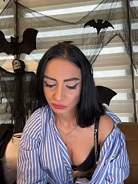 FeetVibe - 👑Sexy Tease, Don't Blink!