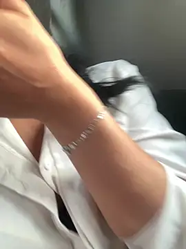HoneyNana2000 - Let take off underwear &play on taxi🤭💦