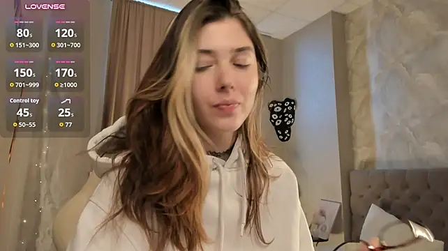 Vanessa_Walters - Help my pussy get soaking wet