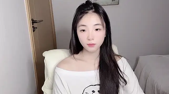 Louise-3 - 控制3分钟+无内M腿