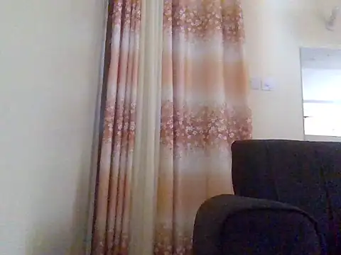 Chicky_queen - sexy ass and blowjob