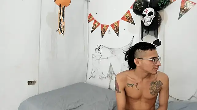 Ashley_girl_queen - SUCK TITS HARD XX 4 MIN
