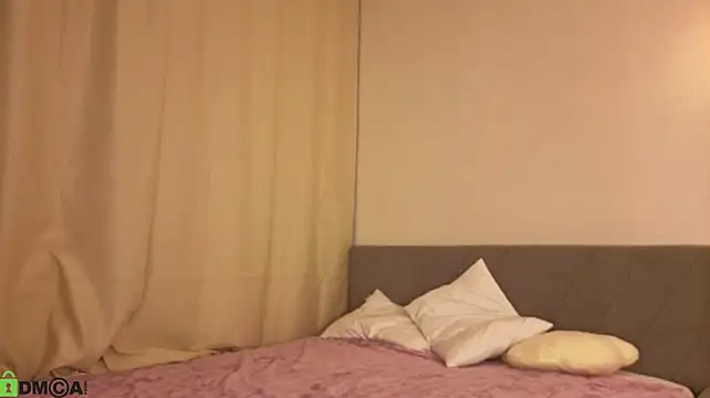 Sue_dream - show your butt in panties