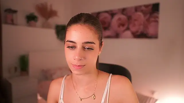 OliviaMoretti - HALF NAKED SHOW 💦