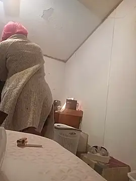 Vvictoria_xxx - Twerk w/ no bottoms up close