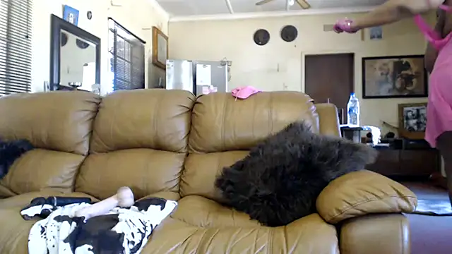 Gucci_Bx - Biggest Boobs with honey