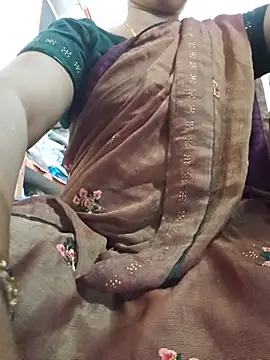 Indianhotwife639 - Joystick in Ass