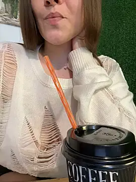 CrazyTori - Take off bra in cafe LT🎁