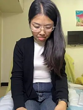 Yuyu7788 - 全裸5分钟